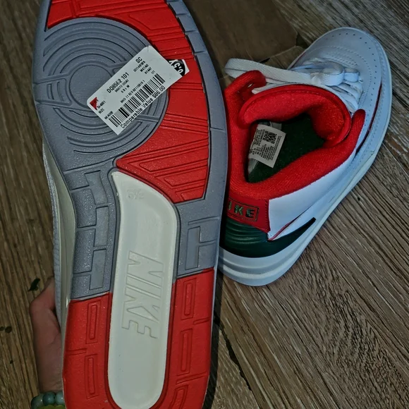 Nike Red and Black Sneakers Sneakers